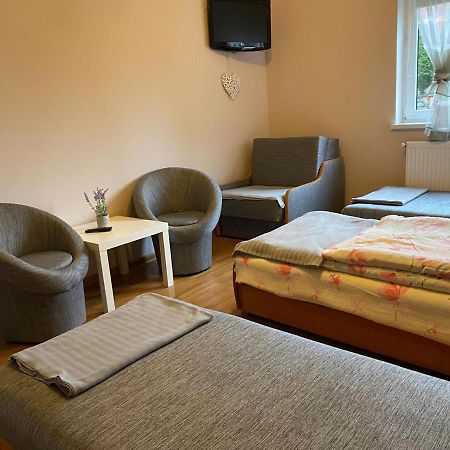 Hostel Pod Lipami Kolczyglowy Exteriér fotografie